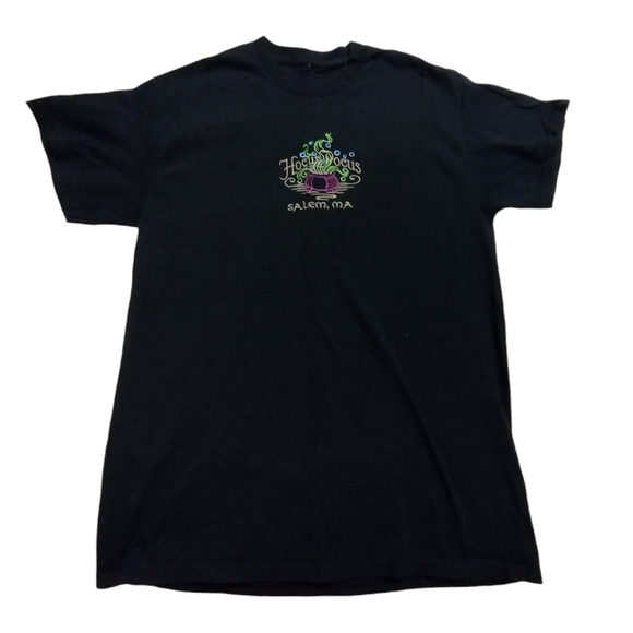 2/$10 EUC Hocus Pocus embroidered black and pink T-shirt. - Picture 2 of 5